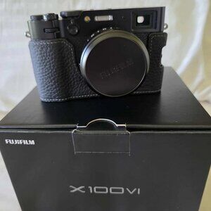 Fujifilm X100VI Digital Camera – Black